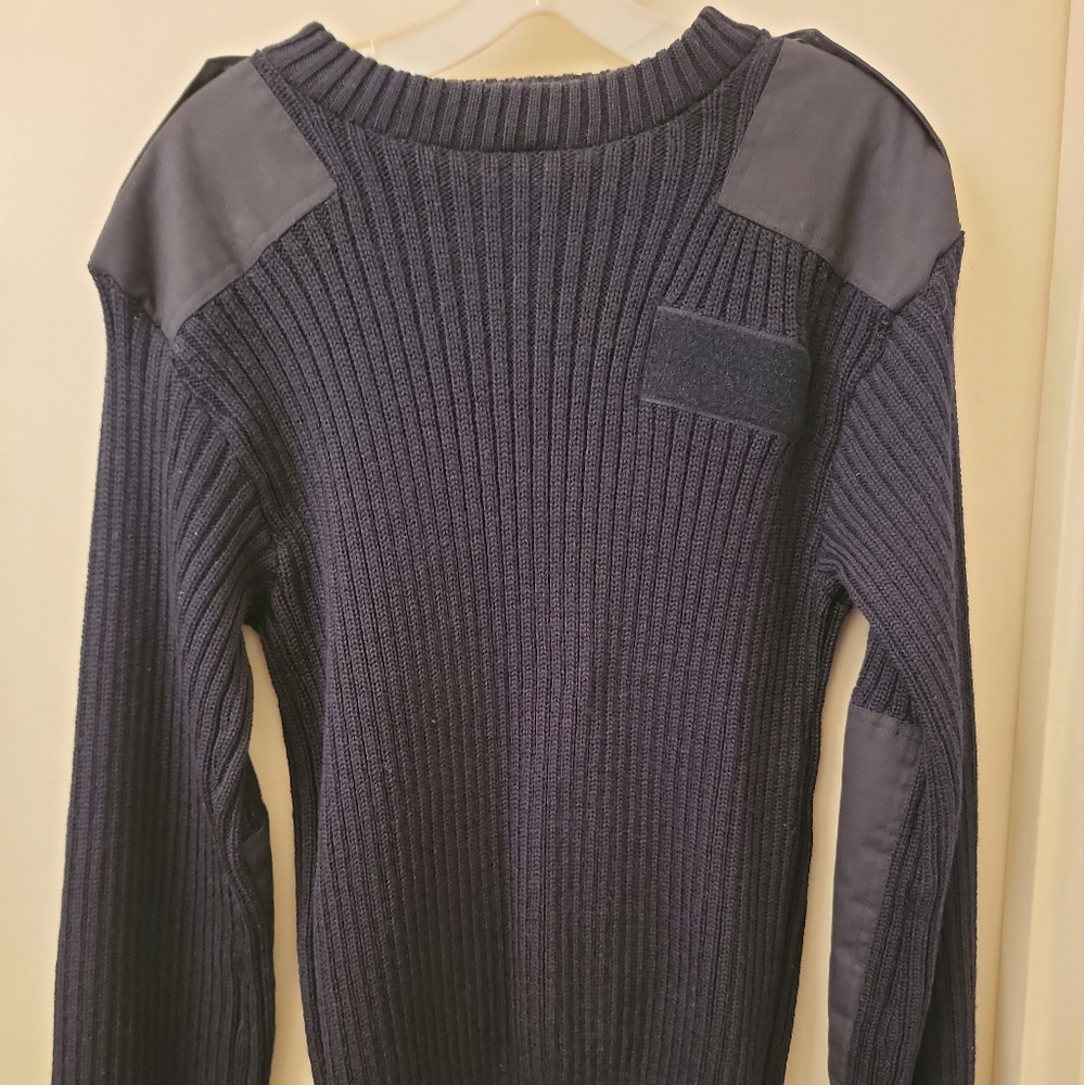 Vintage Approved U.S. Navy Wool Pull Over Sweater (Size L)